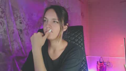 Snapshot of babymuro4ka chatting on 10.01.25 Sonya online show from 10.01.25