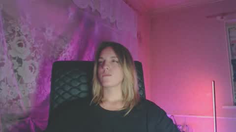 Snapshot of babymuro4ka chatting on 10.02.25 Sonya online show from 10.02.25