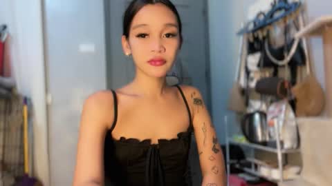 Snapshot of babynexy69 chatting on 11.25.25 Nexie online show from 11.25.25