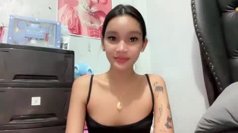 Snapshot of babynexy69 chatting on 12.04.25 Nexie online show from 12.04.25