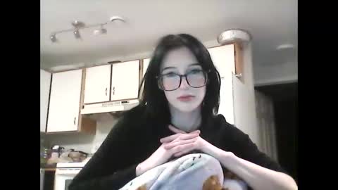 Snapshot of babysapphiree chatting on 02.14.26 sapphire online show from 02.14.26