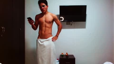 sebas online show from 10.26.25