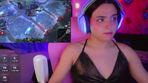 Snapshot of babysofix_ chatting on 10.31.25 babysofix_ online show from 10.31.25