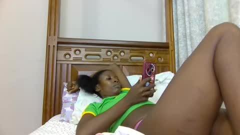 babytylerr online show from 11.12.25