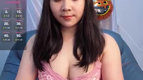 Snapshot of babyunicorn998 chatting on 11.01.25 Baby Unicorn online show from 11.01.25