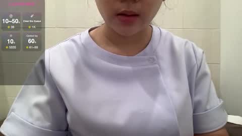 Snapshot of babyunicorn998 chatting on 12.17.25 Baby Unicorn online show from 12.17.25