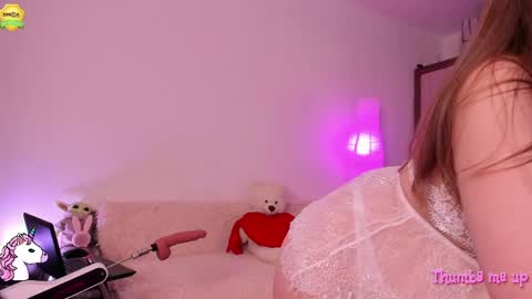 Snapshot of babyuniporn chatting on 04.30.26 Eva online show from 04.30.26