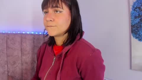 daya independent model online show from 04.28.26