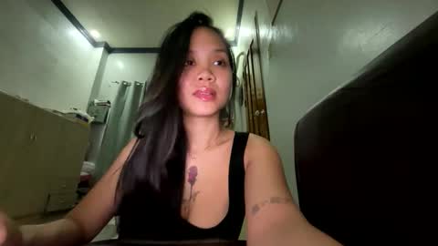 Snapshot of babyzarah2002 chatting on 04.25.26 zarah online show from 04.25.26