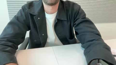 backtoureon online show from 05.06.26