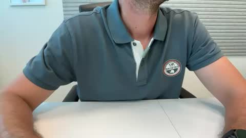 Snapshot of backtoureon chatting on 07.14.26 backtoureon online show from 07.14.26