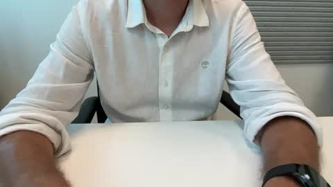 Snapshot of backtoureon chatting on 08.05.26 backtoureon online show from 08.05.26