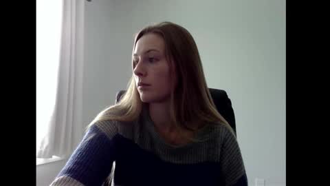 Snapshot of bad_blonde11 chatting on 02.09.26 MaddieLexie online show from 02.09.26