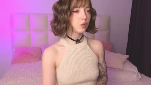 Snapshot of badbitchcuteface chatting on 05.12.26 Jane online show from 05.12.26
