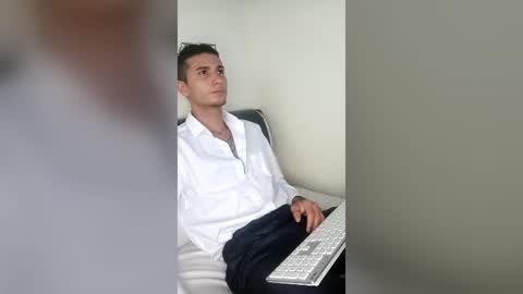Snapshot of badboy300880 chatting on 07.20.26 alejo 18cm online show from 07.20.26