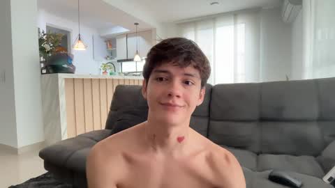 Snapshot of badboy_one chatting on 06.06.26 jhojan online show from 06.06.26