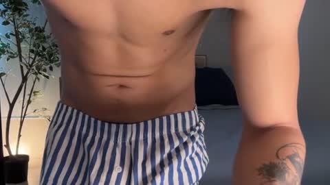 Snapshot of badboy_one chatting on 08.03.26 jhojan online show from 08.03.26