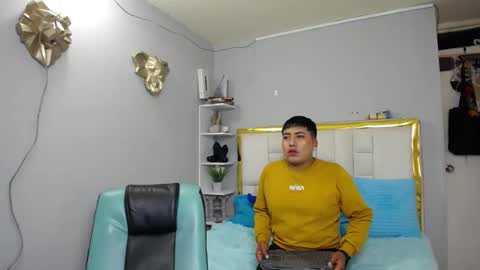 Snapshot of badboyjuan_ chatting on 05.05.26 JUAN online show from 05.05.26