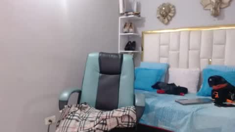 Snapshot of badboyjuan_ chatting on 05.25.26 JUAN online show from 05.25.26
