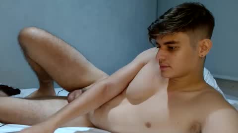 Snapshot of badbunny_69_ chatting on 01.27.25 badbunny_69_ online show from 01.27.25