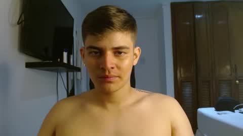 Snapshot of badbunny_69_ chatting on 03.17.26 badbunny_69_ online show from 03.17.26