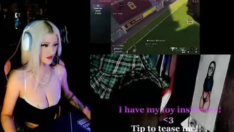 Snapshot of badd0ll chatting on 07.13.26 badd0ll online show from 07.13.26