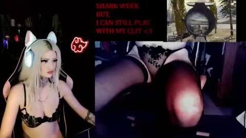 Snapshot of badd0ll chatting on 07.15.26 badd0ll online show from 07.15.26