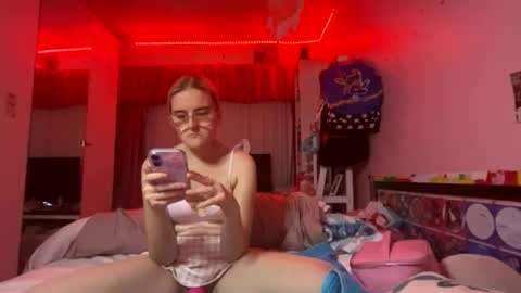 Snapshot of baddieprettypussy chatting on 06.02.26 baddieprettypussy online show from 06.02.26