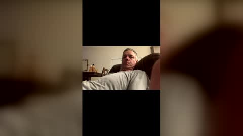 Snapshot of badger32934 chatting on 12.01.25 Badger online show from 12.01.25