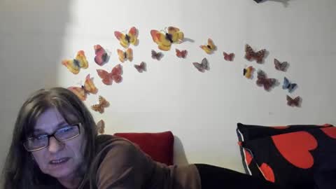 Snapshot of badgg chatting on 12.30.24 Gina online show from 12.30.24