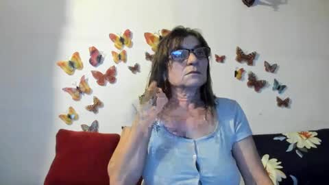 Snapshot of badgg chatting on 01.03.25 Gina online show from 01.03.25