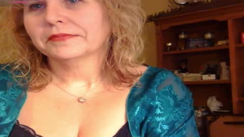 Snapshot of badgirlpr chatting on 12.28.24 Badgirlpr online show from 12.28.24