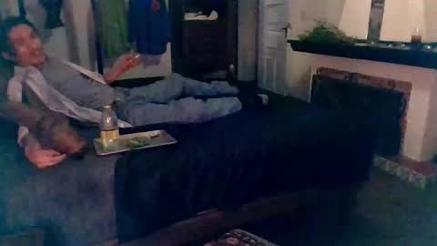 Snapshot of badhombremx chatting on 03.08.25 Mexican livin Off the Wall online show from 03.08.25