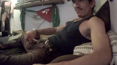 Snapshot of badhombremx chatting on 09.12.25 Mexican livin Off the Wall online show from 09.12.25