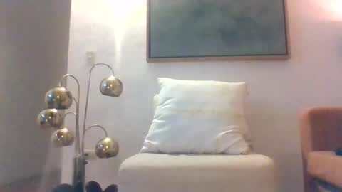 Snapshot of badhombremx chatting on 11.20.25 Mexican livin Off the Wall online show from 11.20.25