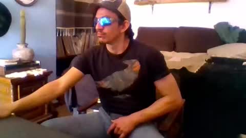 Snapshot of badhombremx chatting on 01.17.26 Mexican livin Off the Wall online show from 01.17.26