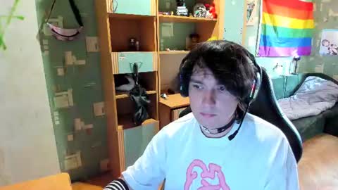 Snapshot of badmanich chatting on 07.24.26 Victor online show from 07.24.26
