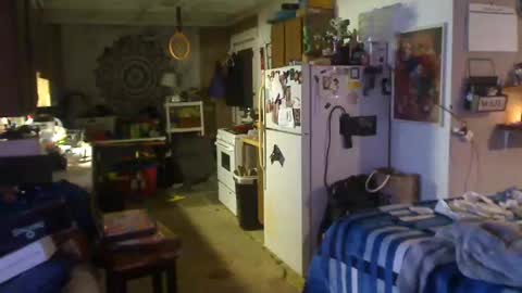 Snapshot of badnews68 chatting on 12.26.24 StillPoPimpin online show from 12.26.24