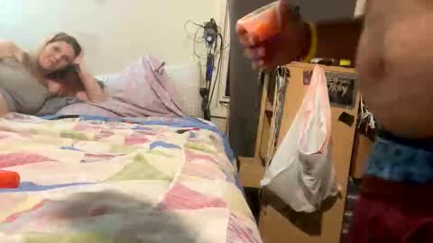 Snapshot of badnews68 chatting on 12.04.25 StillPoPimpin online show from 12.04.25