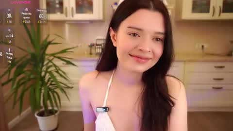 Hello my name is Ariella online show from 06.29.26