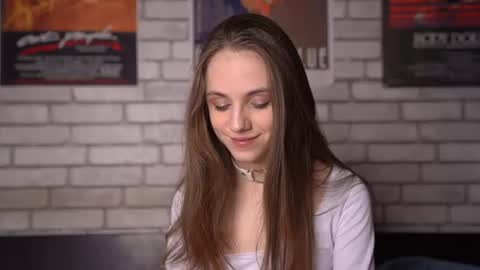 Snapshot of baenova chatting on 07.12.26 Molly links in bio online show from 07.12.26