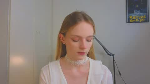 Snapshot of baeyoda chatting on 07.01.26 Kate online show from 07.01.26