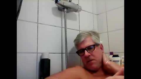 baggelina75 online show from 12.05.24