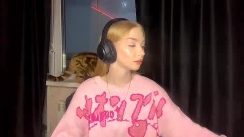 Holly online show from 02.01.26