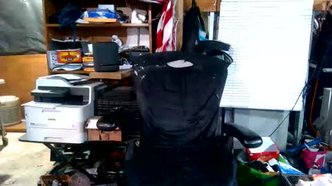 Snapshot of balddickstroking chatting on 11.22.25 balddickstroking online show from 11.22.25