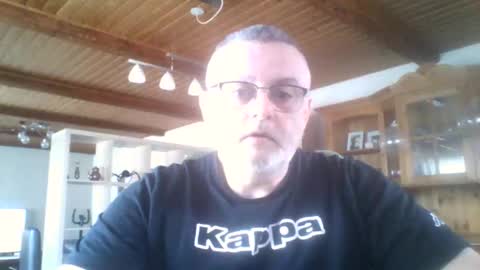Snapshot of ballspain chatting on 05.15.26 Oldgrumpy12 online show from 05.15.26