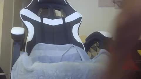 b online show from 11.15.25