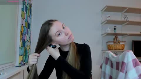 Kira online show from 12.20.25