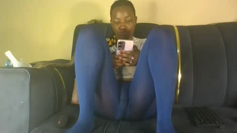 Snapshot of bambi_blush chatting on 11.27.25 bambi online show from 11.27.25