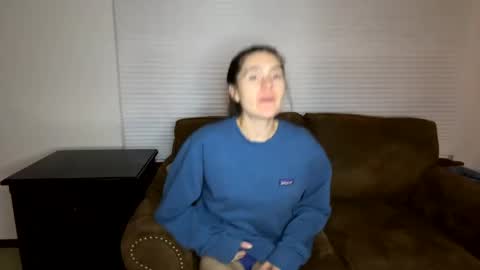 Snapshot of bambifarrina chatting on 03.04.25 bambifarrina online show from 03.04.25